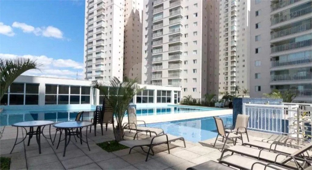 Apartamento à venda com 3 quartos, sendo 1 suíte, em Vila Leonor, Guarulhos, SP