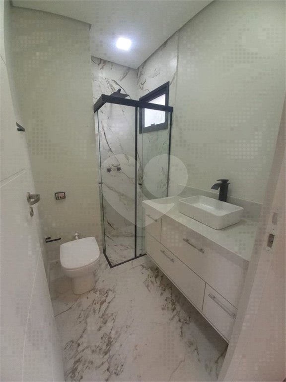 Casa à venda com 4 suítes no condomínio Estância Marambaia, Vinhedo - SP