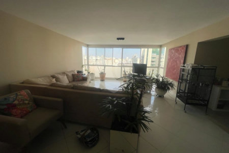 Apartamento à venda com 3 quartos, sendo 1 suíte, em Cerqueira César, São Paulo, SP