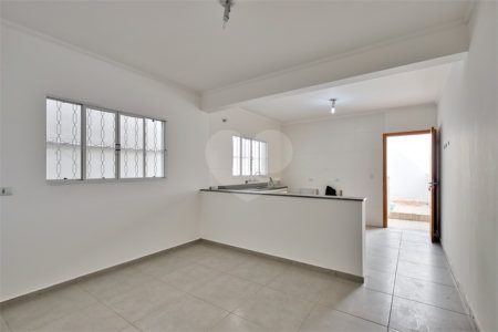 Casa à venda com 3 quartos, sendo 1 suíte, em Santo Amaro, São Paulo, SP
