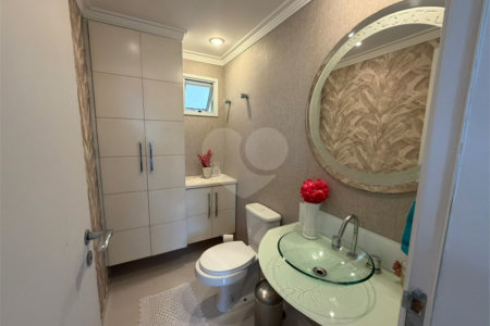 Apartamento à venda com 3 quartos, sendo 1 suíte,  em Vila Regente Feijó, São Paulo, SP