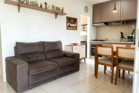 Casa à venda com 2 quartos no condomínio Novo Horizonte, Itapetininga - SP
