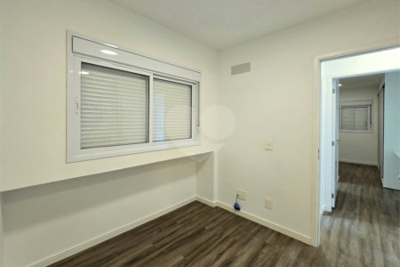 Apartamento à venda ou para alugar com 2 quartos, sendo 1 suíte, em Campo Belo, São Paulo, SP