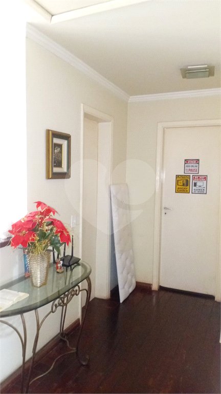 Casa à venda com 4 quartos, sendo 2 suítes, no condomínio Canamari, São Paulo - SP