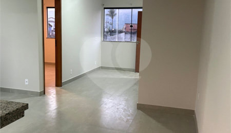 Casa para alugar com 2 quartos em Santíssimo, Rio de Janeiro, RJ
