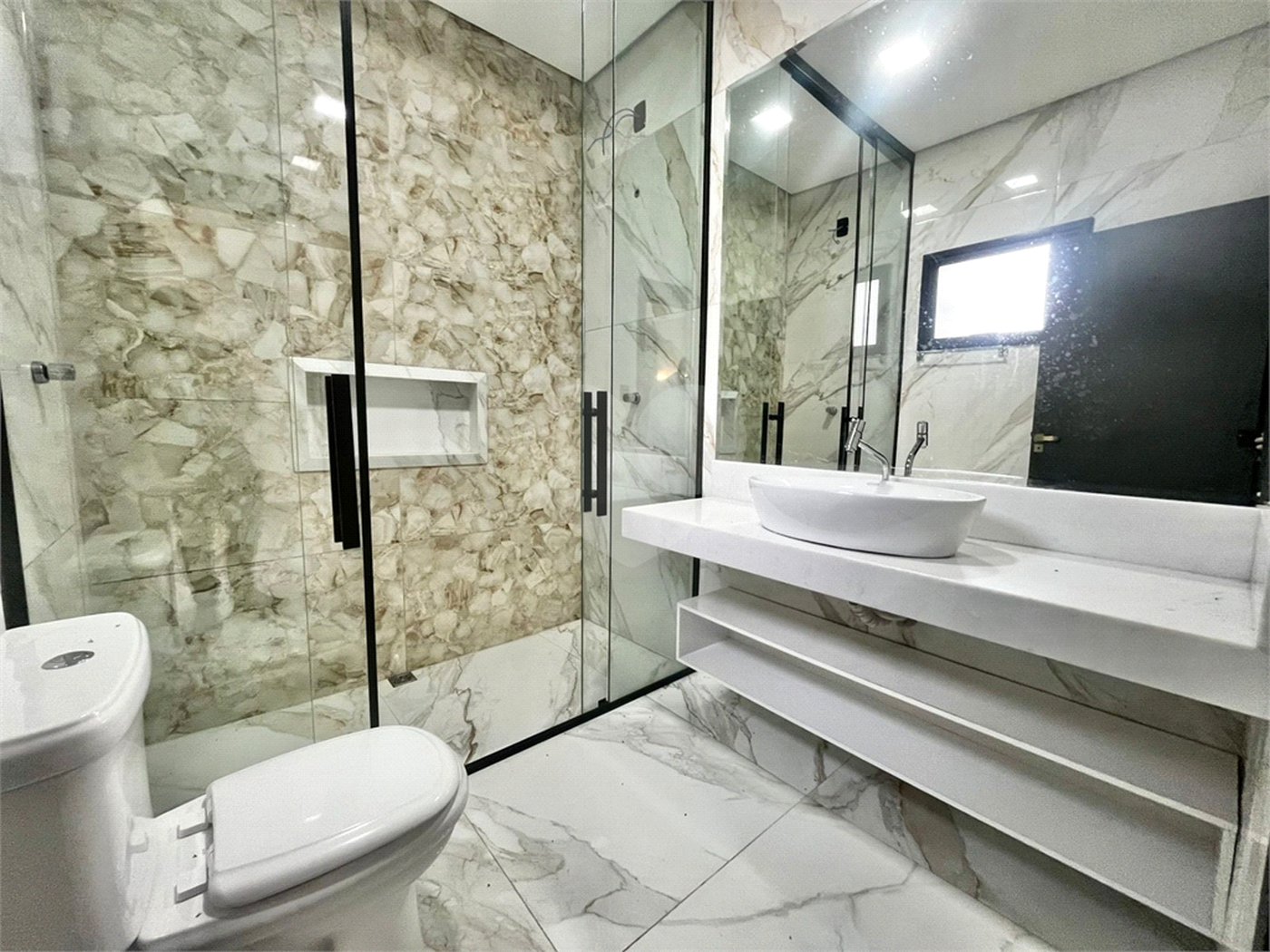 Casa à venda com 3 quartos, sendo 1 suíte, em Portal dos Pinheiros Ii, Itapetininga, SP