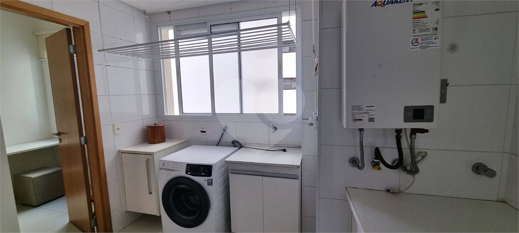 Apartamento à venda com 3 suítes em Santa Teresinha, São Paulo, SP