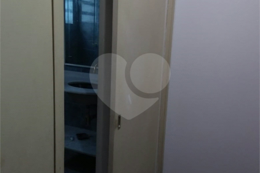 Sobrado à venda com 4 quartos, sendo 1 suíte,  em Santana, São Paulo, SP
