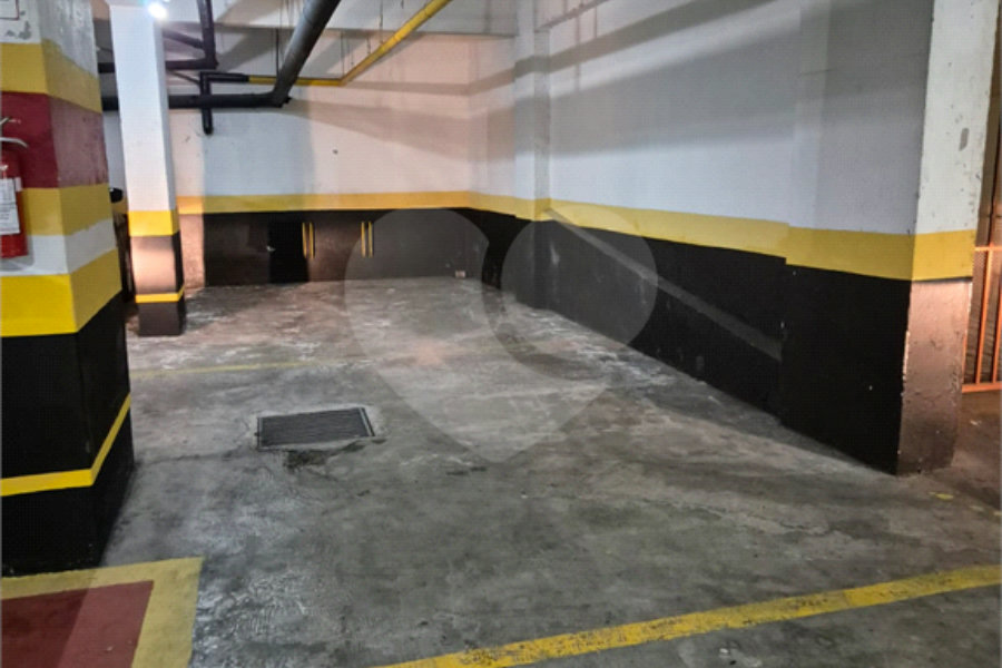 Apartamento à venda com 3 quartos, sendo 1 suíte,  em Mooca, São Paulo, SP