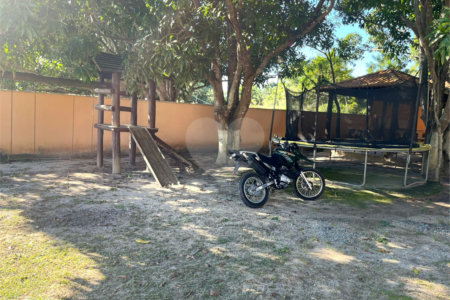 Chácara à venda com 4 quartos em Retiro, São Pedro da Aldeia, RJ
