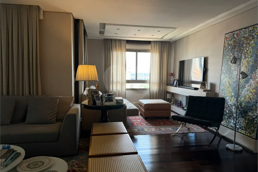 Apartamento à venda com 4 suítes em Santana, São Paulo, SP