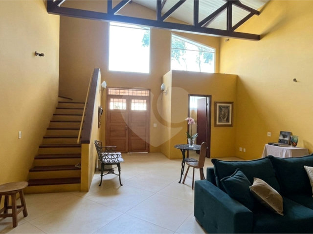 Casa à venda com 3 suítes em Vila Cordeiro, São Paulo, SP