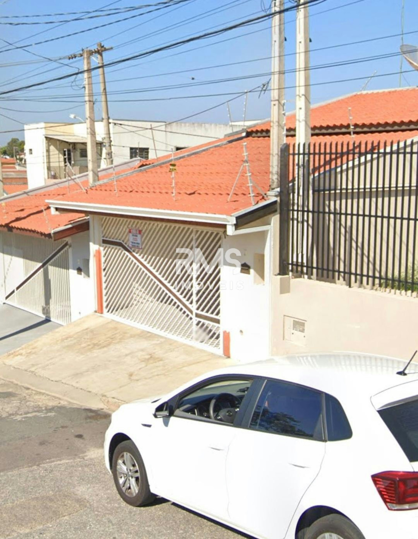 Casa à venda com 3 quartos, sendo 1 suíte,  em São Luiz, Itu, SP
