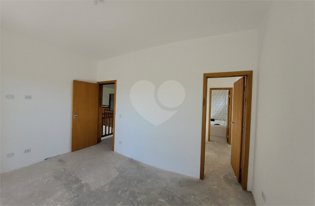 Casa à venda com 4 suítes no condomínio Sausalito, Mairiporã - SP