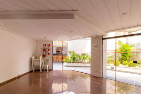 Apartamento a venda na Aclimação