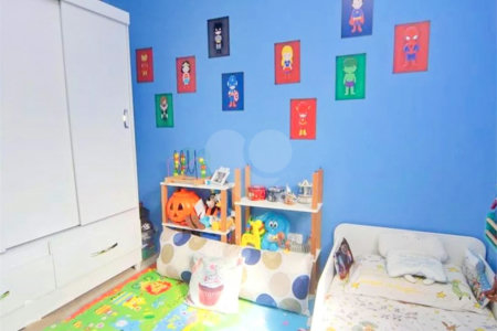 Casa à venda com 3 quartos, sendo 1 suíte,  em Jardim Monte Kemel, São Paulo, SP