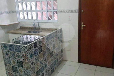Casa à venda com 2 quartos no condomínio Jardim Europa, Mogi das Cruzes - SP