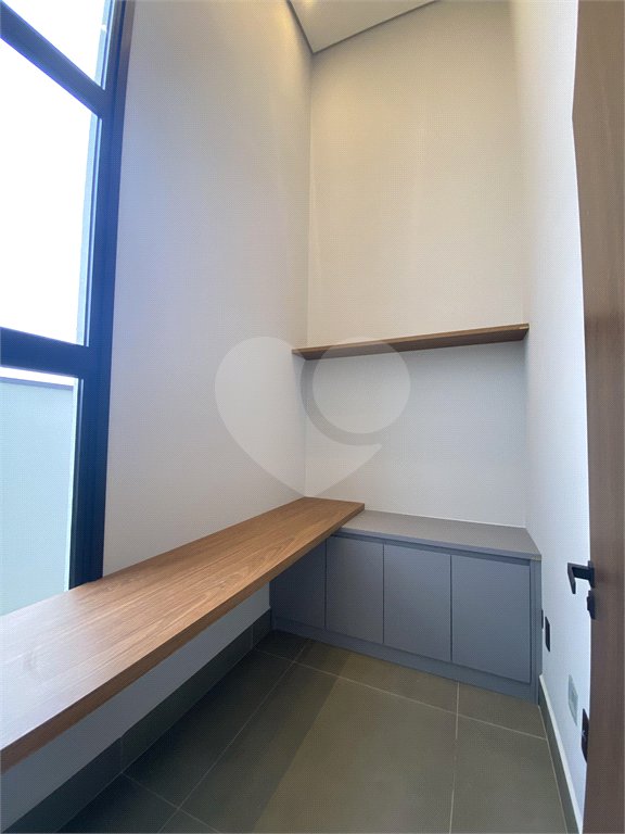 Casa à venda com 3 suítes no condomínio Portal dos Bandeirantes, Salto - SP