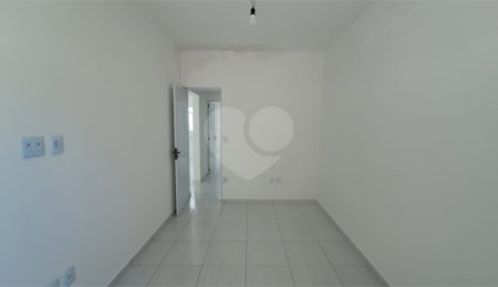 Casa de Vila à venda com 2 quartos em Vossoroca, Votorantim, SP