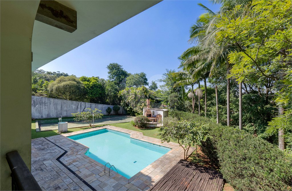 Casa à venda com 5 suítes no condomínio Chácara Flora, São Paulo - SP