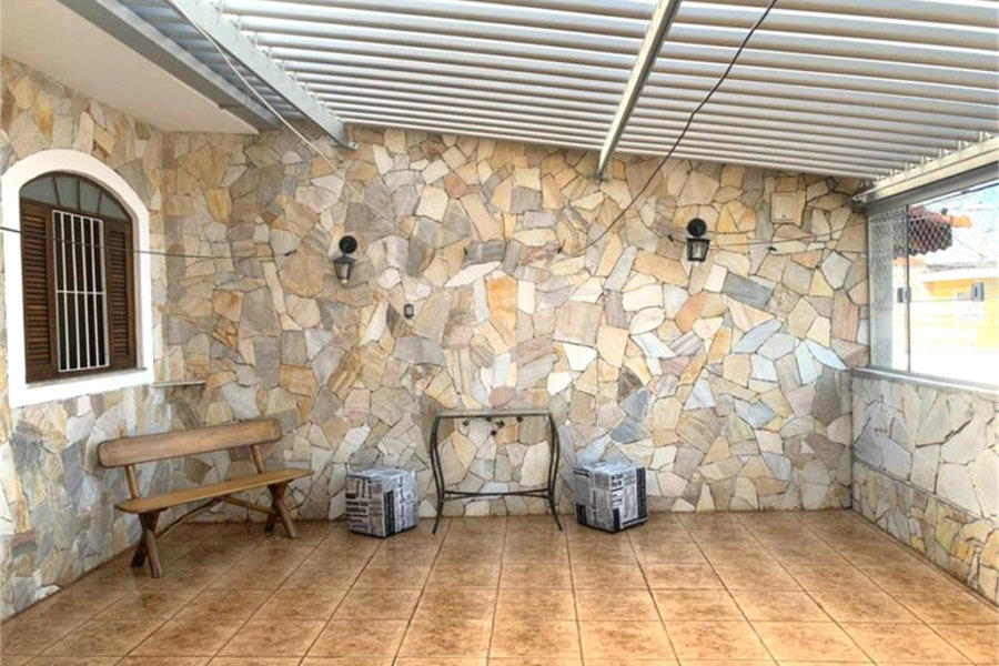 Sobrado à venda com 3 quartos, sendo 1 suíte, em Vila Nova Cachoeirinha, São Paulo, SP
