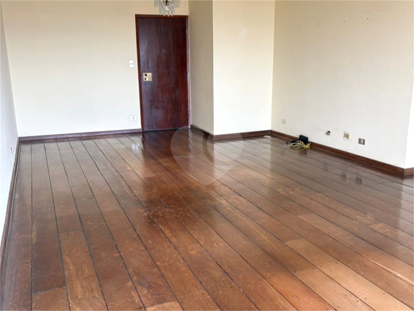 Apartamento à venda com 3 quartos, sendo 1 suíte,  no Centro, Sorocaba, SP