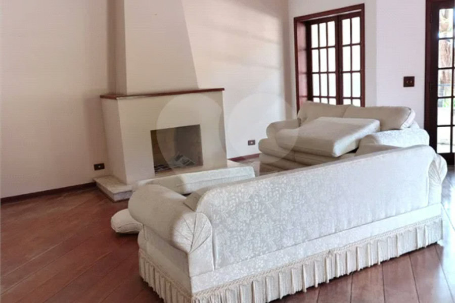 Casa à venda ou para alugar com 5 quartos, sendo 2 suítes, em Jardim Dos Estados, Poços de Caldas - MG