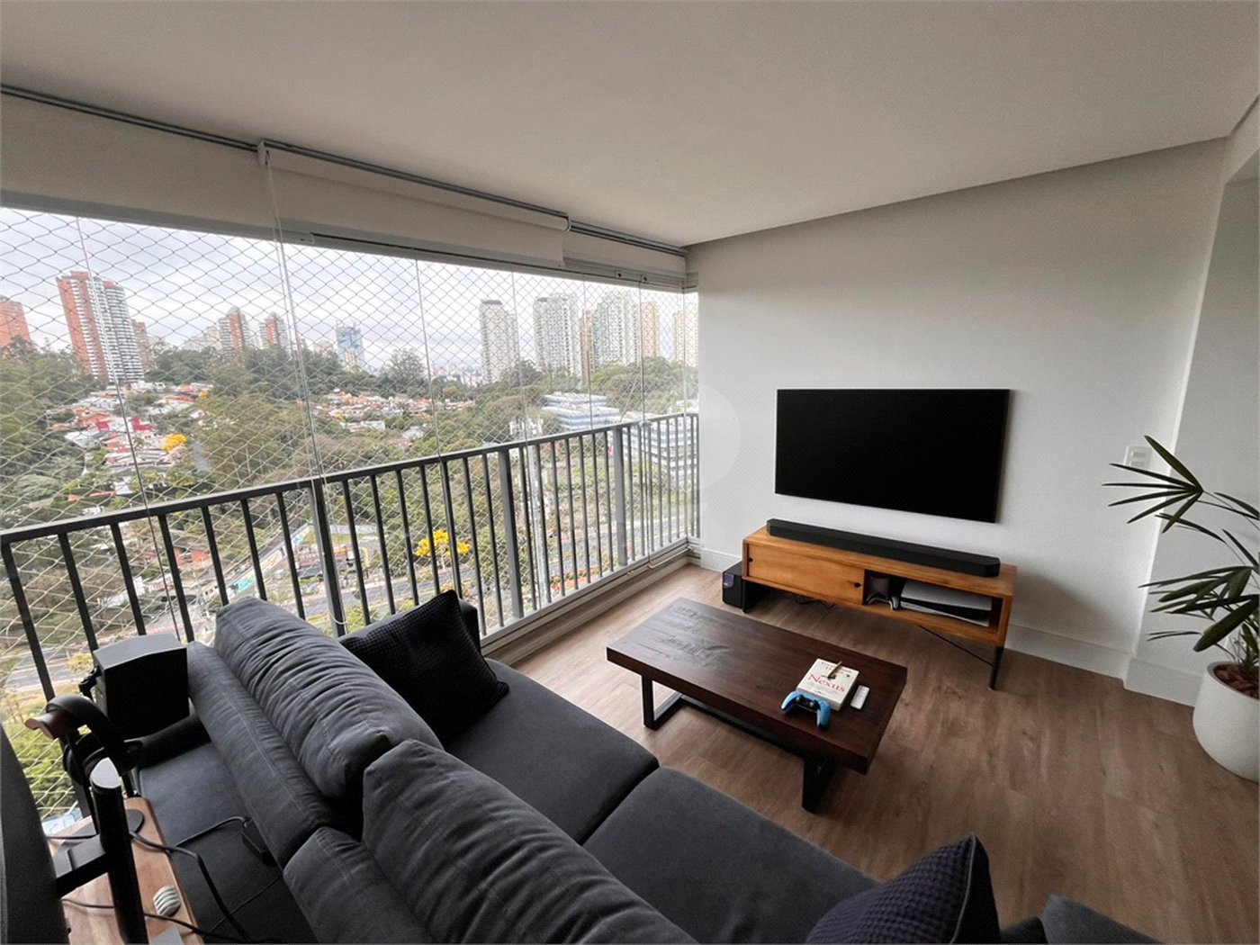 Apartamento à venda com 3 quartos, sendo 2 suítes, em Vila Andrade, São Paulo, SP