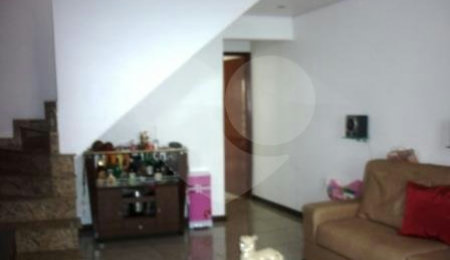 Sobrado à venda com 3 quartos, sendo 1 suíte,  em Jardim Virginia Bianca, São Paulo, SP