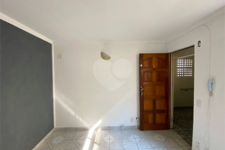 Apartamento para alugar com 2 quartos em Jardim Adriane, Itaquaquecetuba, SP