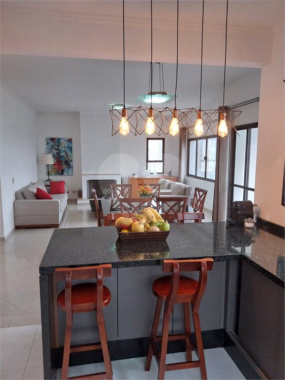 Apartamento à venda com 4 quartos, sendo 1 suíte,  em Vila Ipojuca, São Paulo, SP