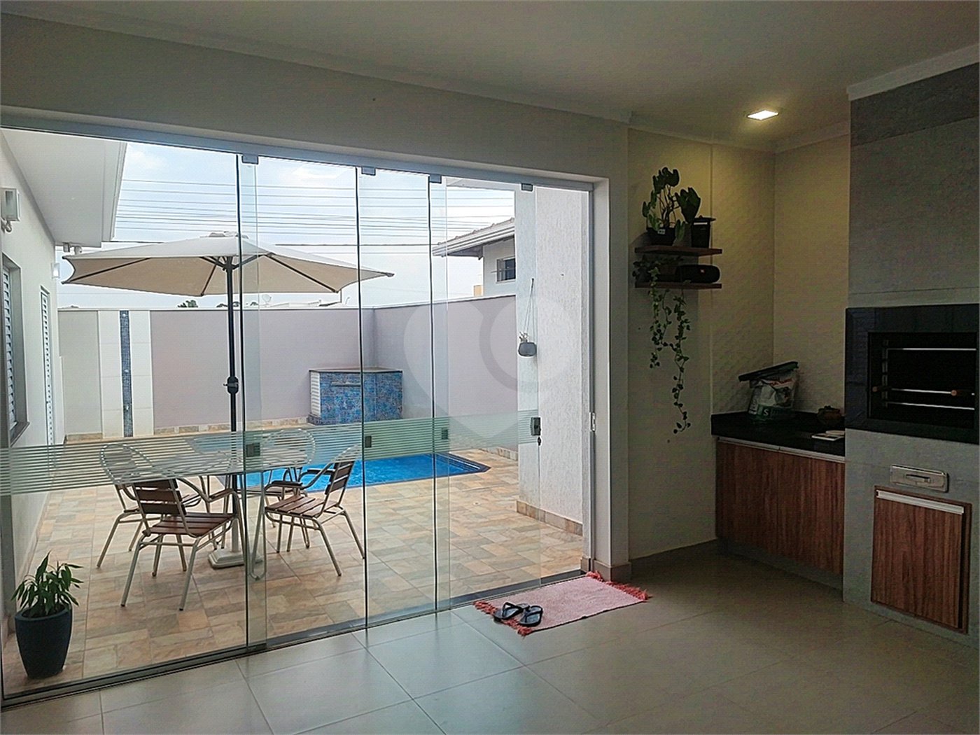 Casa à venda com 3 suítes em Jardim dos Flamboyants, Araraquara, SP
