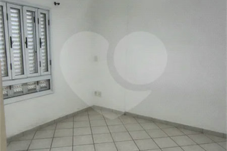 Apartamento à venda com 2 quartos, sendo 1 suíte, no Centro, Vinhedo, SP