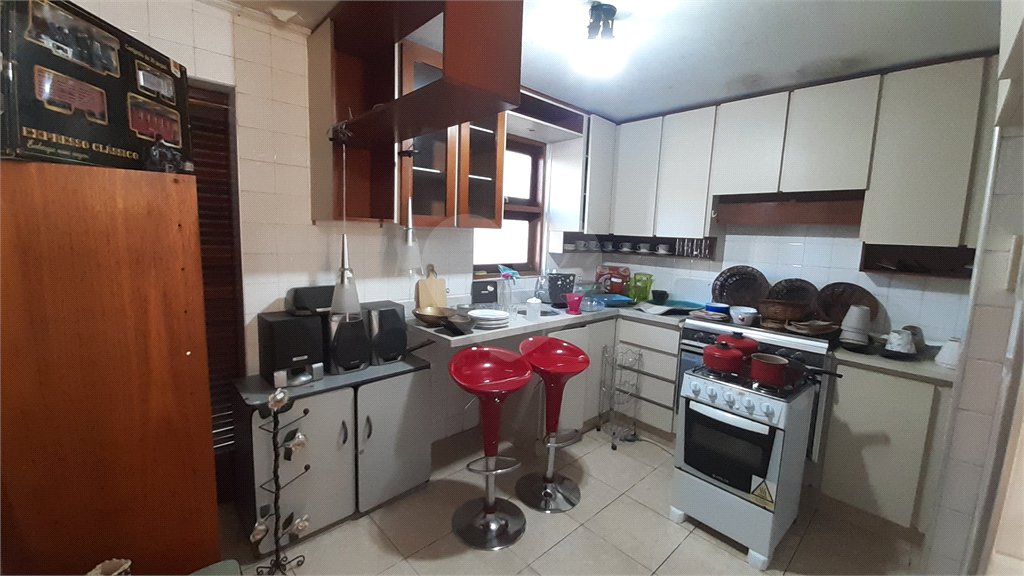 Casa à venda com 3 quartos, sendo 1 suíte, em Alto da Boa Vista, São Paulo, SP