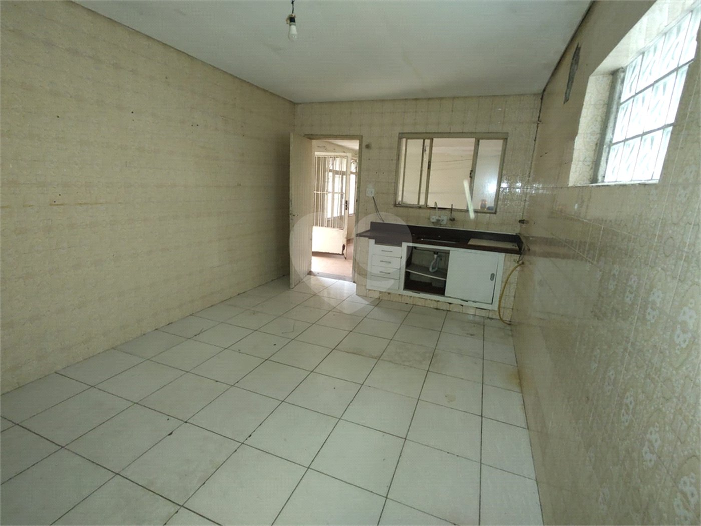 Sobrado à venda com 3 quartos, sendo 1 suíte,  em Tremembé, São Paulo, SP
