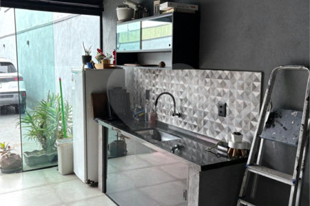 Casa à venda com 4 suítes em Vila Lavínia, Mogi das Cruzes, SP