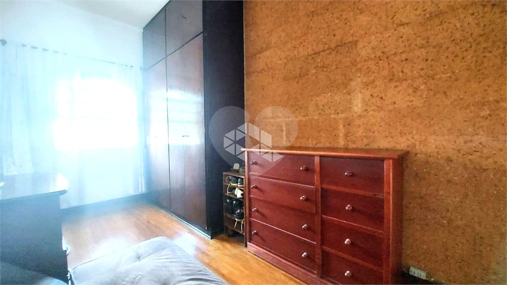 Casa à venda com 4 quartos, sendo 1 suíte,  em Lapa, São Paulo, SP