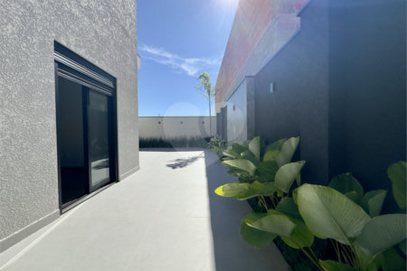 Casa à venda ou para alugar com 3 suítes no condomínio Terras Alpha Nova Esplanada, Votorantim - SP