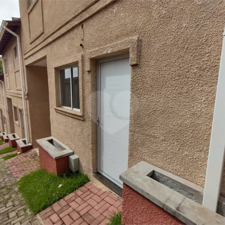 Casa para alugar com 2 suítes no condomínio Residencial Atucuri, São Paulo - SP