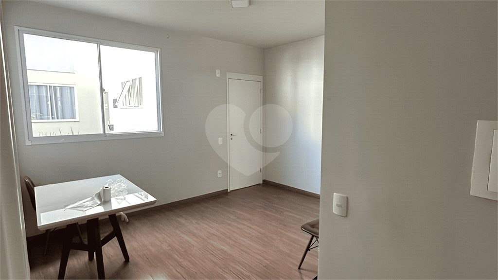 Casa à venda com 2 quartos no condomínio Residencial Jasmin, Itapetininga - SP