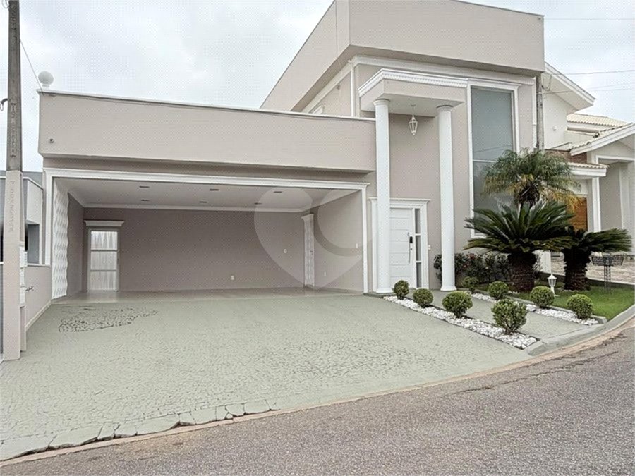 Casa à venda com 3 suítes no condomínio Belvedere II, Votorantim - SP
