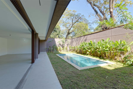 Casa à venda com 4 suítes no condomínio Casa Flora Badra, São Paulo - SP