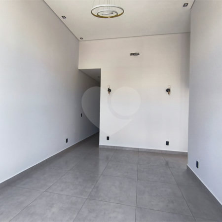 Casa à venda com 3 quartos, sendo 2 suítes, no condomínio Tivolli, Itapetininga - SP