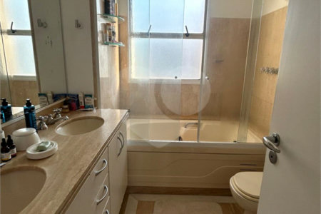 Apartamento à venda com 3 suítes em Indianópolis, São Paulo, SP