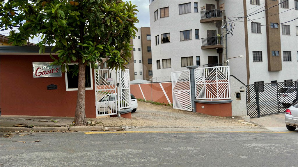 Casa à venda com 2 quartos no condomínio Portal dos Gamez, Atibaia - SP