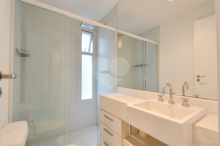 Duplex à venda com 3 suítes em Jardim Paulista, São Paulo, SP