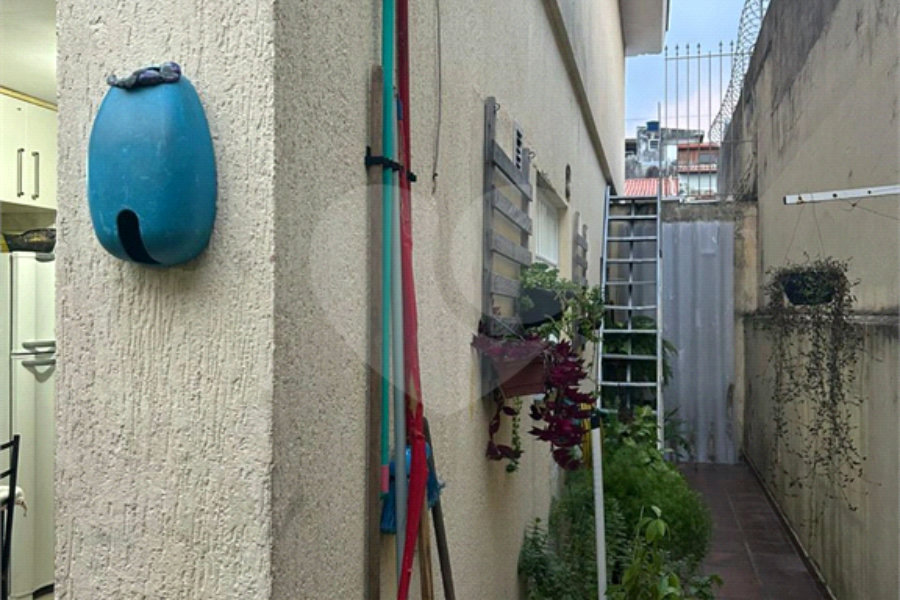 Sobrado à venda com 3 quartos, sendo 1 suíte,  em Tremembé, São Paulo, SP