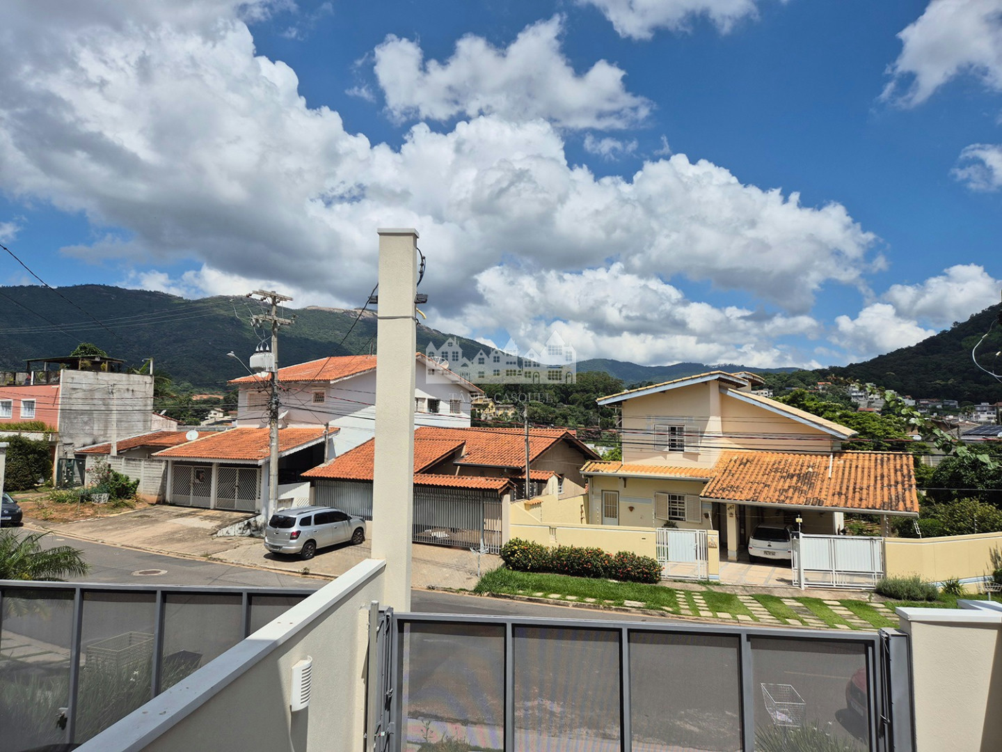 Casa, 3 quartos, 180 m² - Foto 1