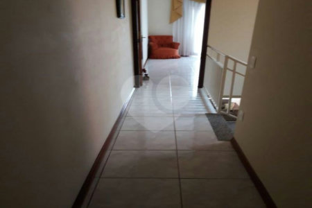 Sobrado à venda com 3 quartos, sendo 1 suíte,  em Chácara Jafet, Mogi das Cruzes, SP