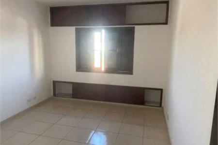 Sobrado à venda com 4 quartos, sendo 1 suíte, em Jardim Ester Yolanda, São Paulo, SP